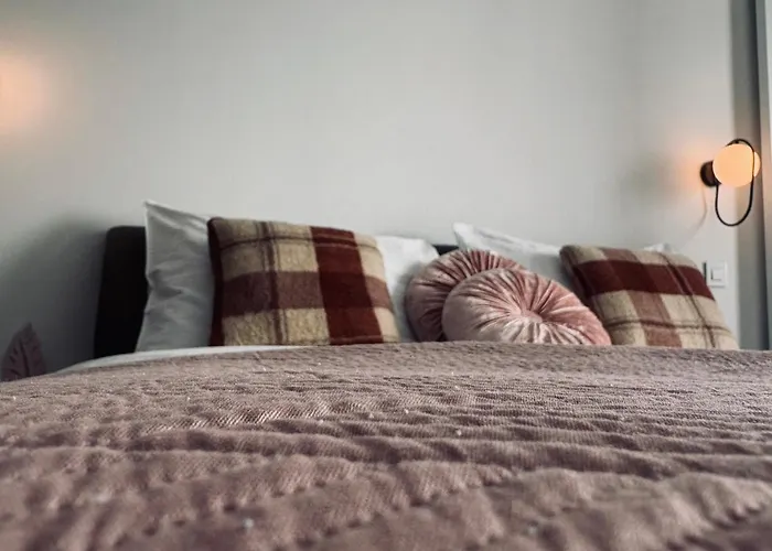 Euroveagreyluxury Apartment *